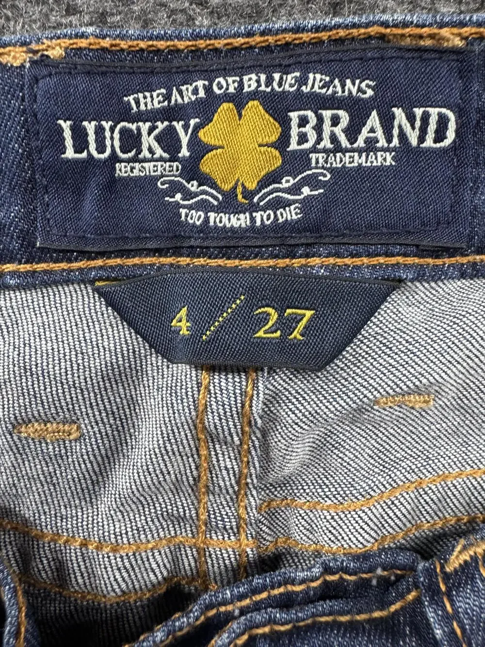 Lucky Brand Brigitte Bermuda Shorts Womens 4 Medium Wash Blue Denim Stretch